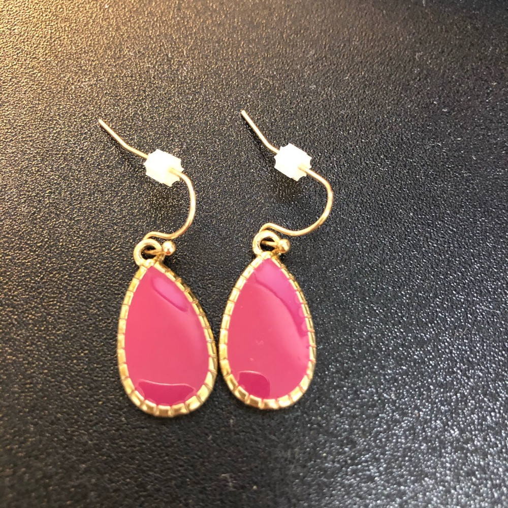 Kendra Scott earrings